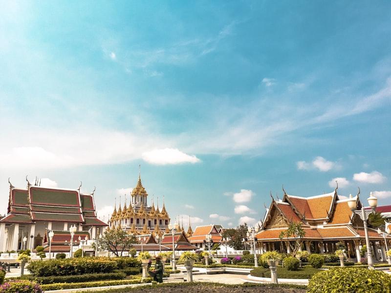 Bangkok city temple skyline for private taxi to Koh Chang